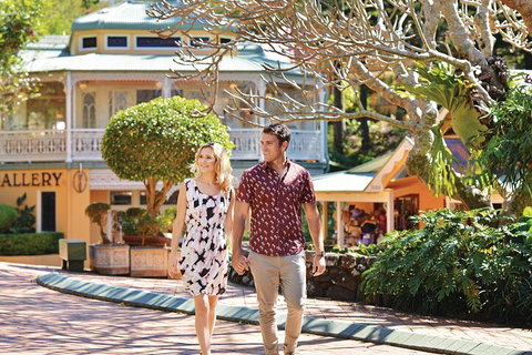 Sunshine Coast Signature High Tea And Wine Experience (Min 6 Adults) - Taree Accommodation 5