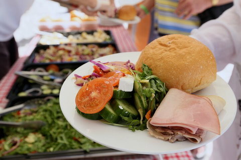 Fly & Cruise - Heli Package - Taree Accommodation 1